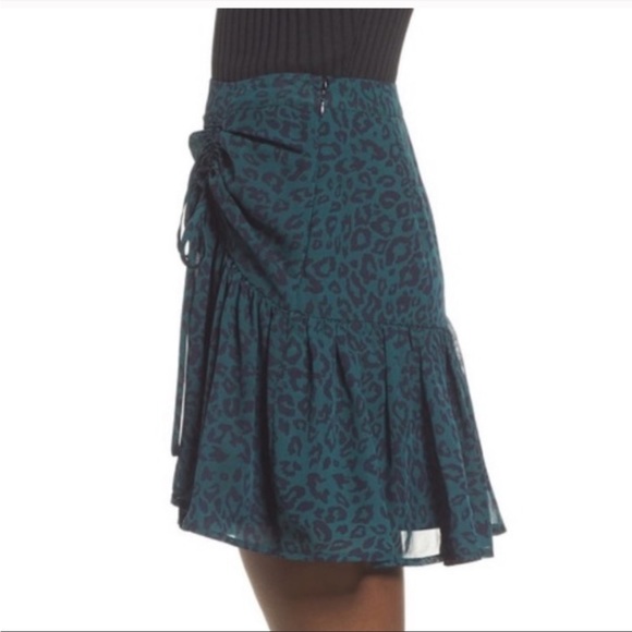 Moon River Leopard-Print Mini Skirt - Picture 4 of 11